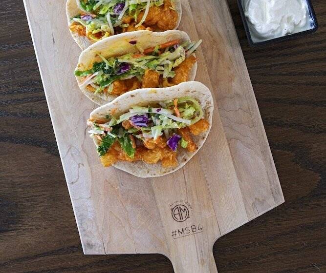 هتل Four Points By Sheraton Tucson Airport