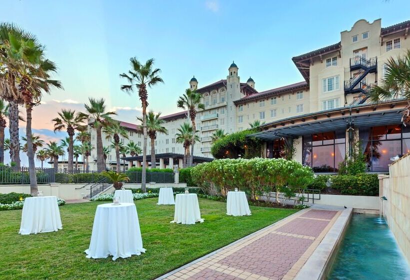 Отель Grand Galvez Resort, Autograph Collection