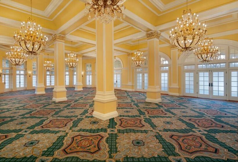 Отель Grand Galvez Resort, Autograph Collection