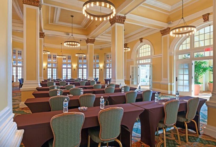 Отель Grand Galvez Resort, Autograph Collection