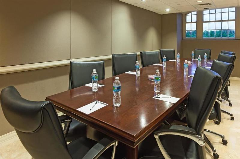 Отель Grand Galvez Resort, Autograph Collection