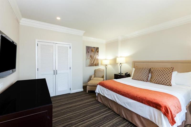 Отель Grand Galvez Resort, Autograph Collection