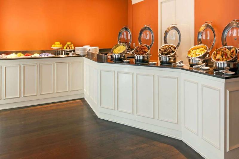 Отель Grand Galvez Resort, Autograph Collection