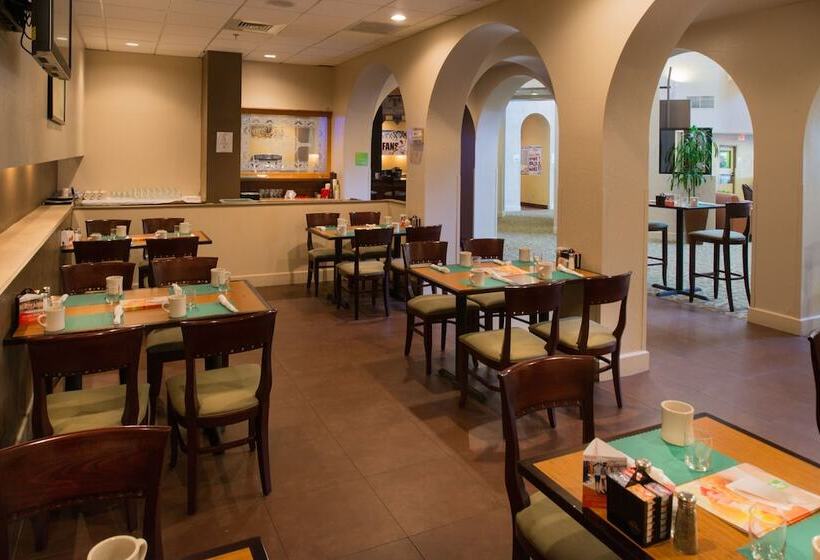 Greentree Hotel Phoenix West