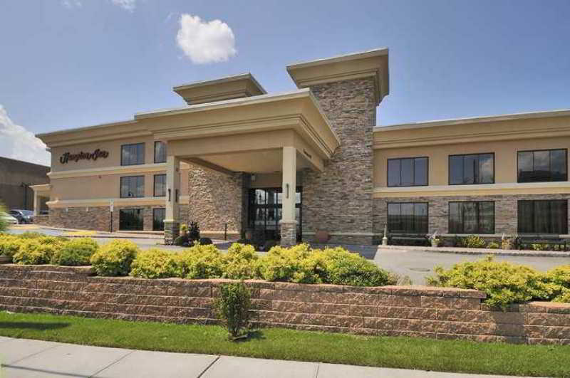 בית מלון כפרי Hampton Inn Jericho - Westbury