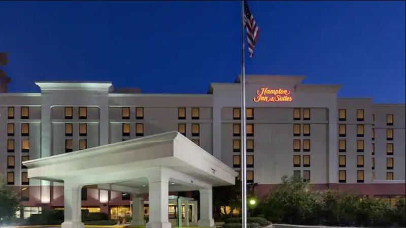 Отель Hampton Inn & Suites Alexandria Old Town Area South