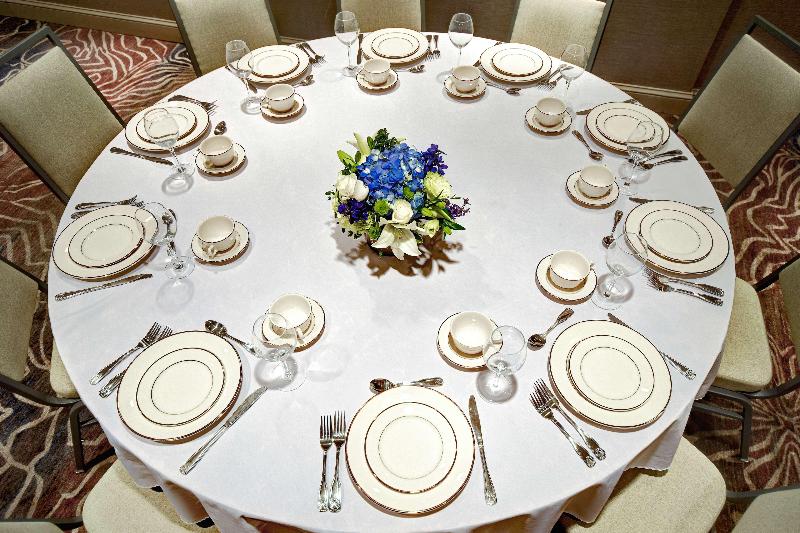 Отель Hampton Inn & Suites Alexandria Old Town Area South