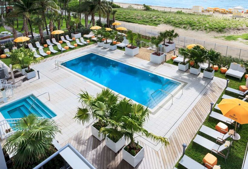 هتل Hilton Cabana Miami Beach Resort