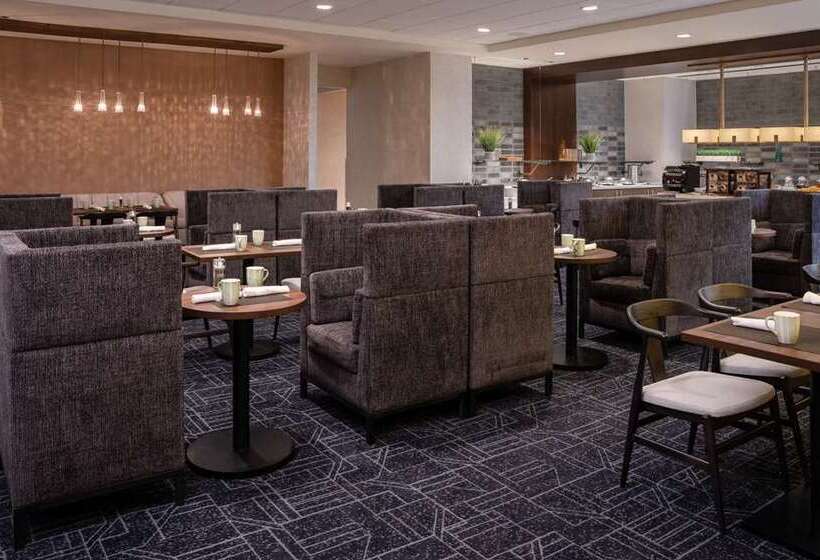 호텔 Hilton Fairfax