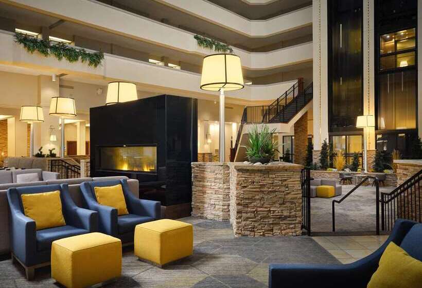 호텔 Hilton Fort Collins