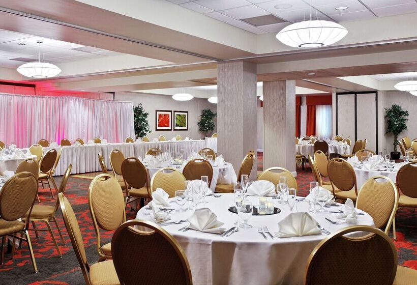 Отель Hilton Garden Inn Springfield, Il