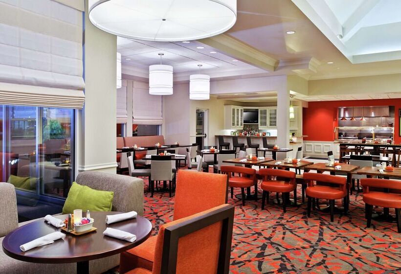 Отель Hilton Garden Inn Springfield, Il