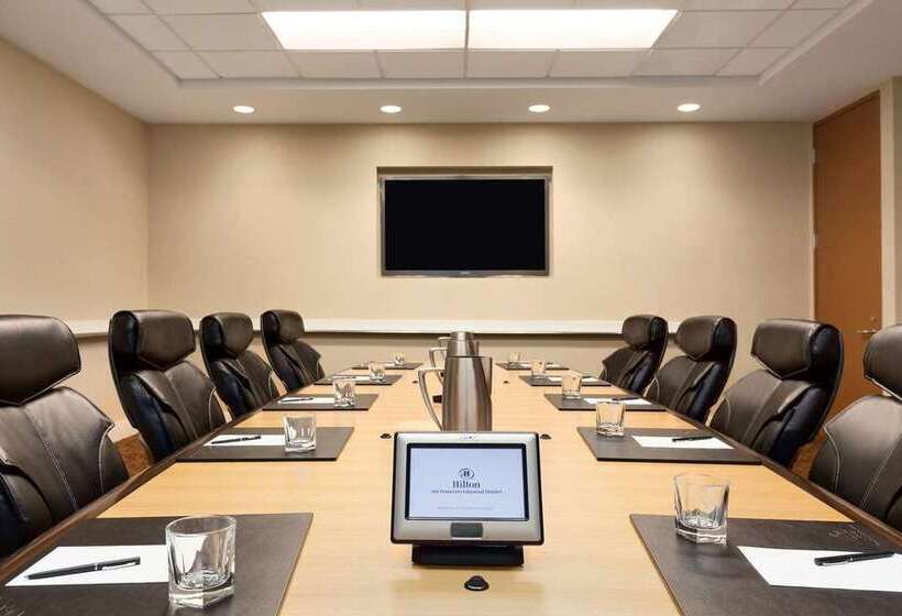 فندق Hilton San Francisco Financial District