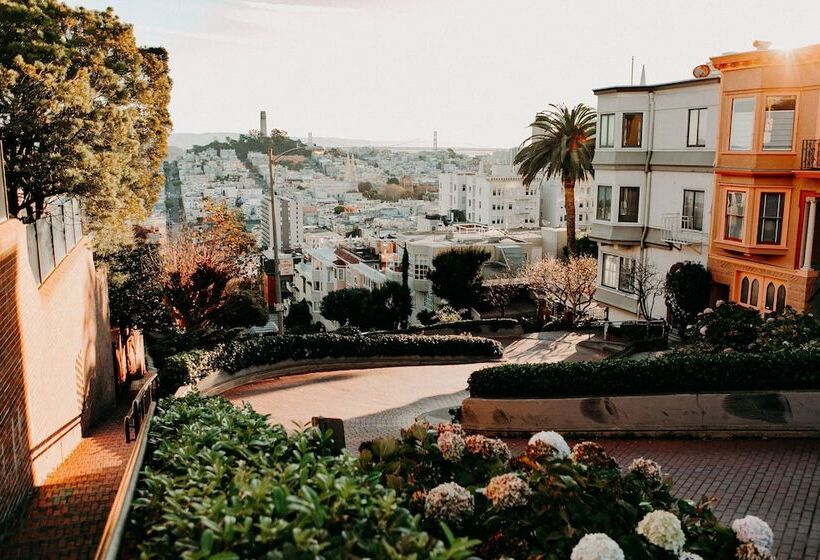 فندق Hilton San Francisco Financial District