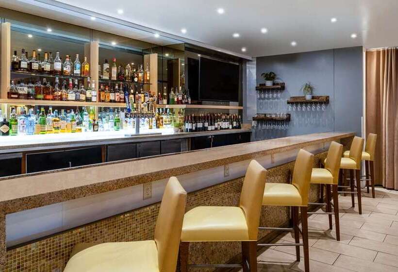 فندق Hilton San Francisco Financial District