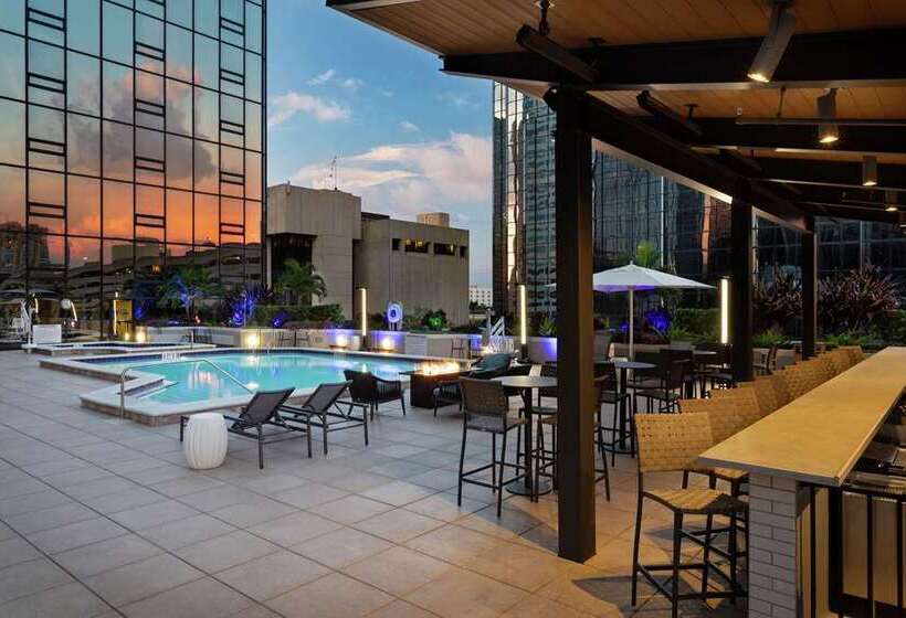 فندق Hilton Tampa Downtown