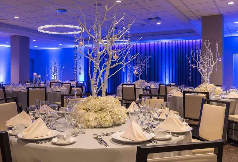 فندق Hilton Tampa Downtown