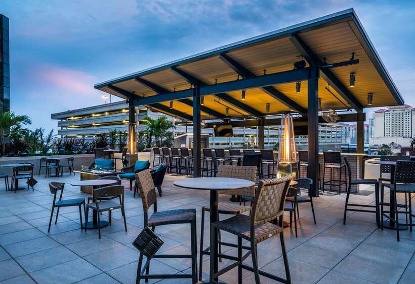 فندق Hilton Tampa Downtown