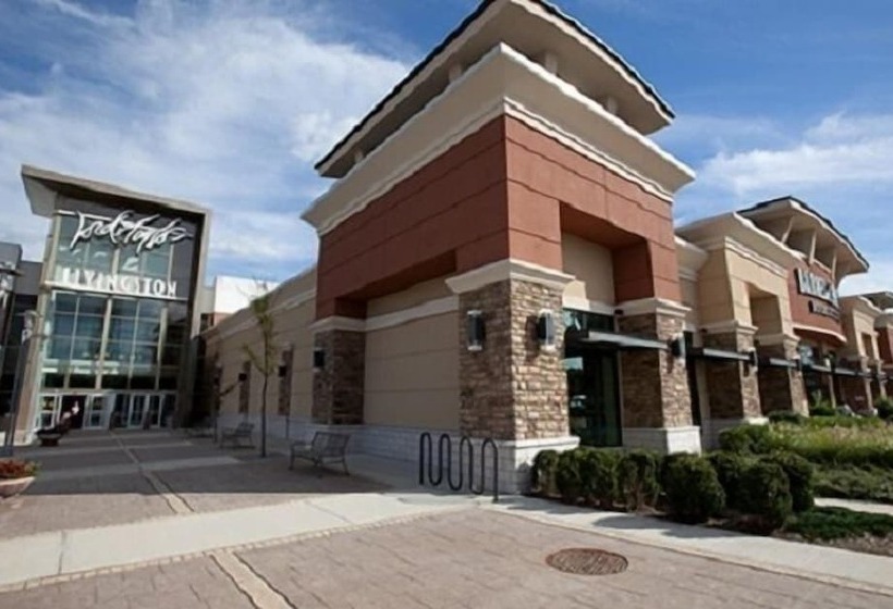 酒店 Holiday Inn & Suites Parsippany Fairfield, An Ihg