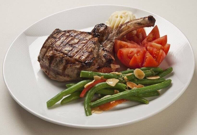 בית מלון כפרי Holiday Inn Alexandria At Carlyle, An Ihg