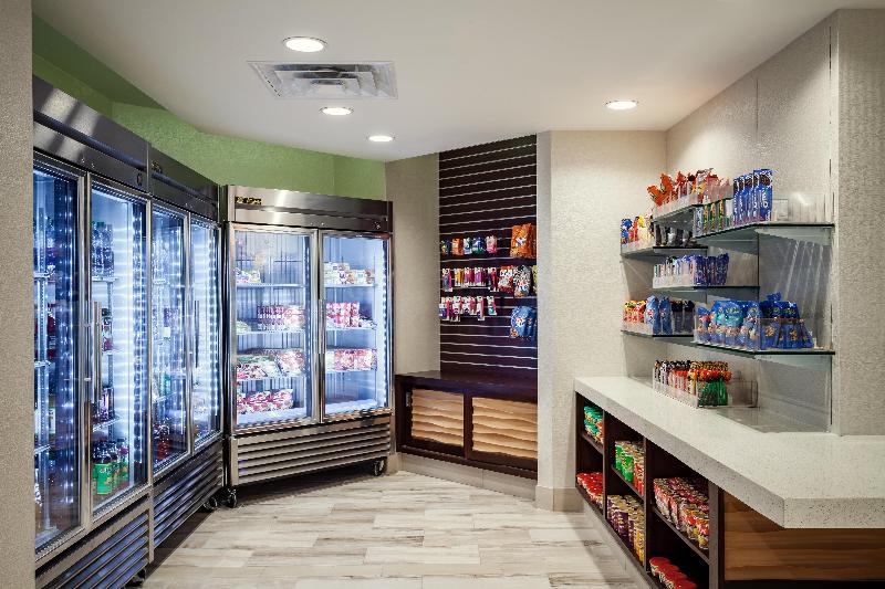 Отель Holiday Inn Austin Town Lake, An Ihg