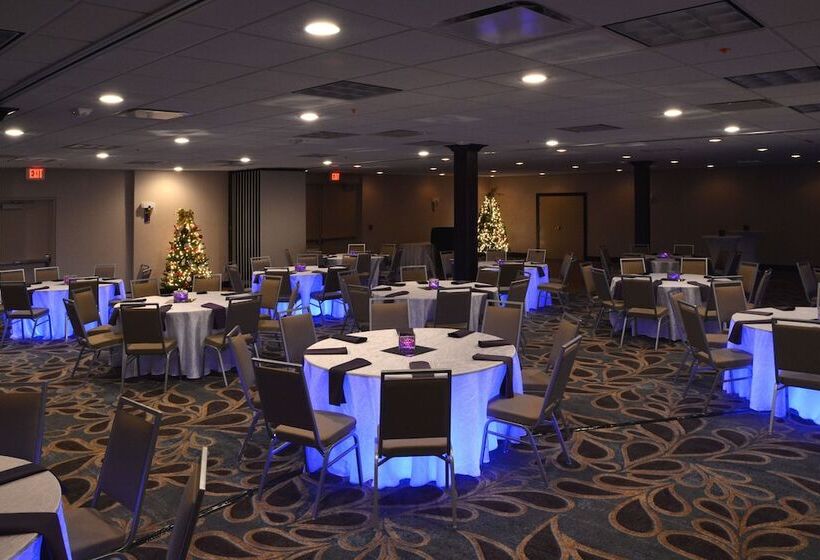 ホテル Holiday Inn Canton Belden Village, An Ihg