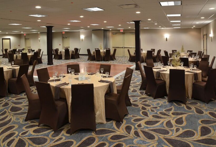 ホテル Holiday Inn Canton Belden Village, An Ihg