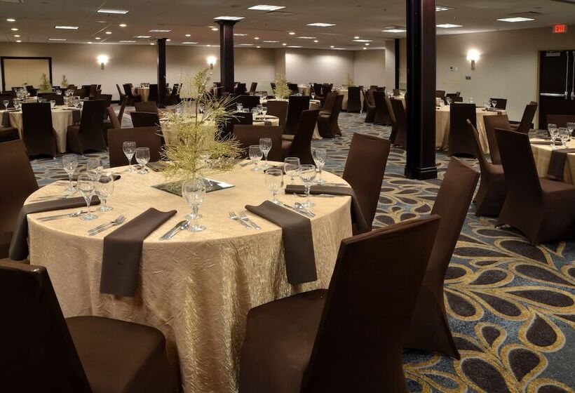 ホテル Holiday Inn Canton Belden Village, An Ihg