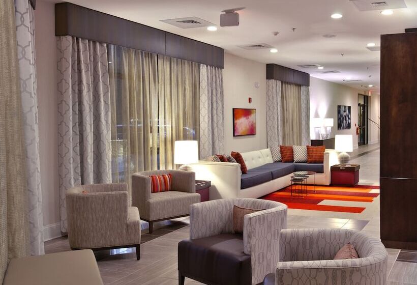 בית מלון כפרי Holiday Inn Charlotte Airport, An Ihg