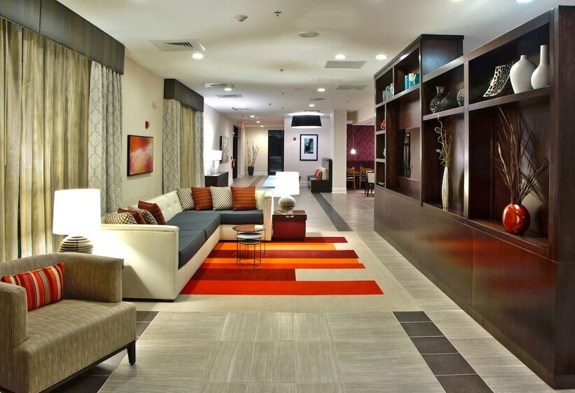 בית מלון כפרי Holiday Inn Charlotte Airport, An Ihg