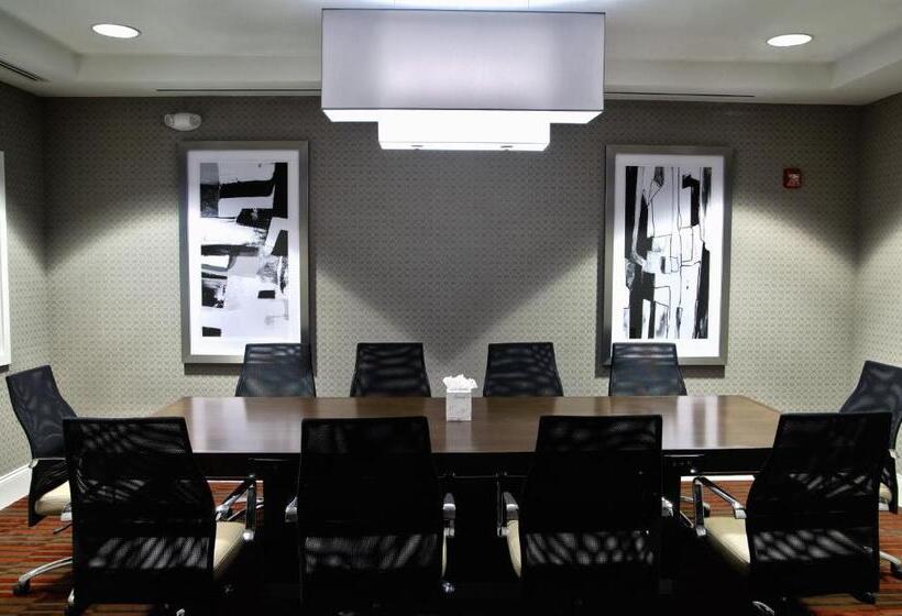 בית מלון כפרי Holiday Inn Charlotte Airport, An Ihg