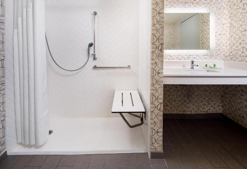 هتل Holiday Inn Charlottesville Monticello, An Ihg