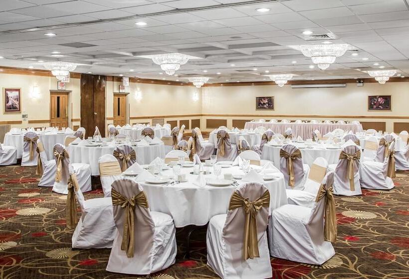 هتل Holiday Inn Chicago – Midway Airport S By Ihg