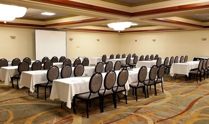 هتل Holiday Inn Chicago Sw Countryside Confctr By Ihg