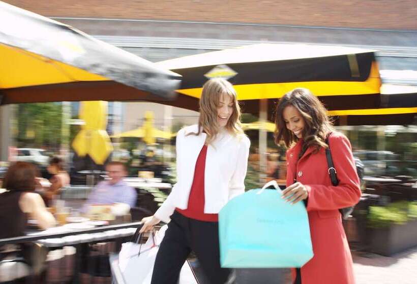 בית מלון כפרי Holiday Inn Cincinnati Riverfront, An Ihg