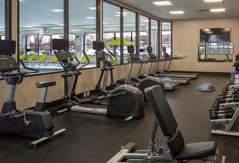 호텔 Holiday Inn Cleveland   South Independence, An Ihg