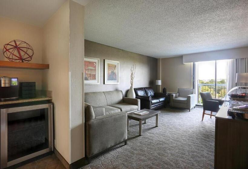 هتل Holiday Inn Nashville Vanderbilt, An Ihg