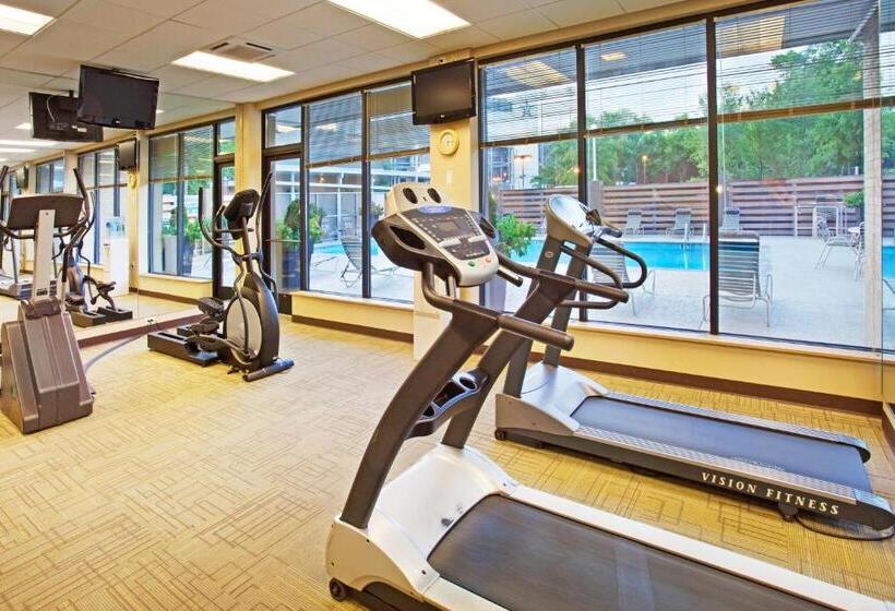 هتل Holiday Inn Nashville Vanderbilt, An Ihg