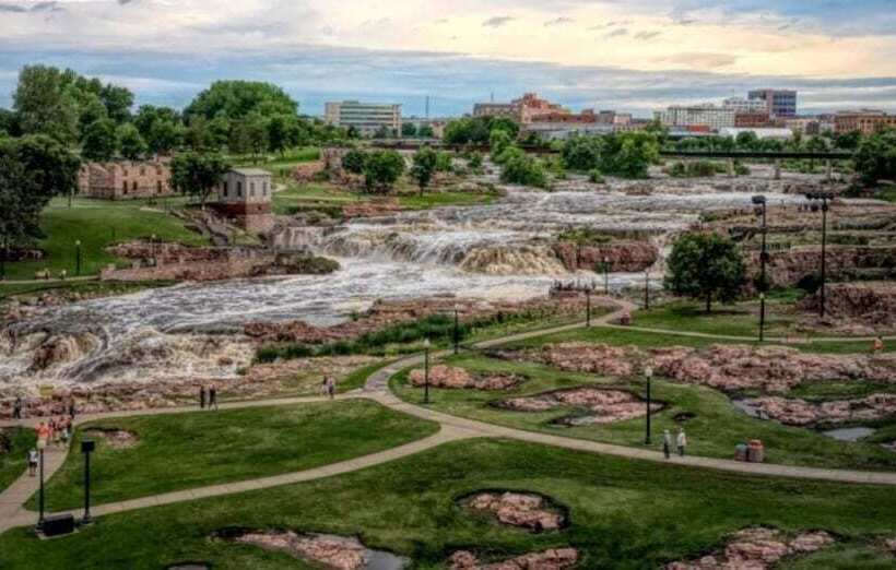 هتل Holiday Inn Sioux Falls City Center, An Ihg