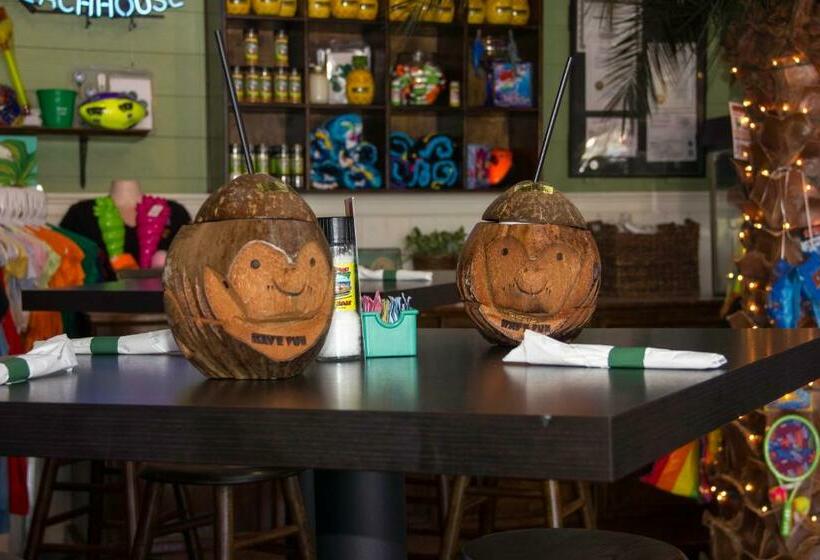 فندق Ocean Breeze Inn Vero Beach