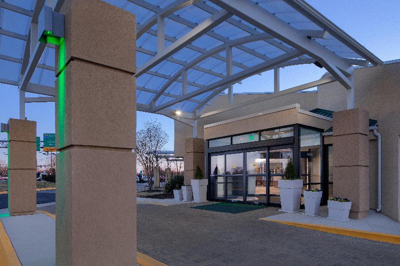 Отель Holiday Inn Washington College Pk I 95