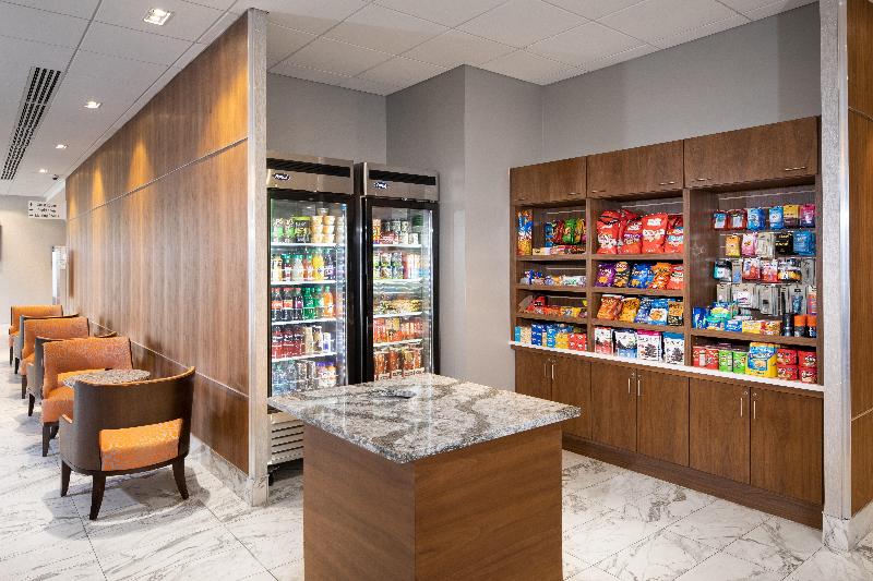 Отель Holiday Inn Washington College Pk I 95