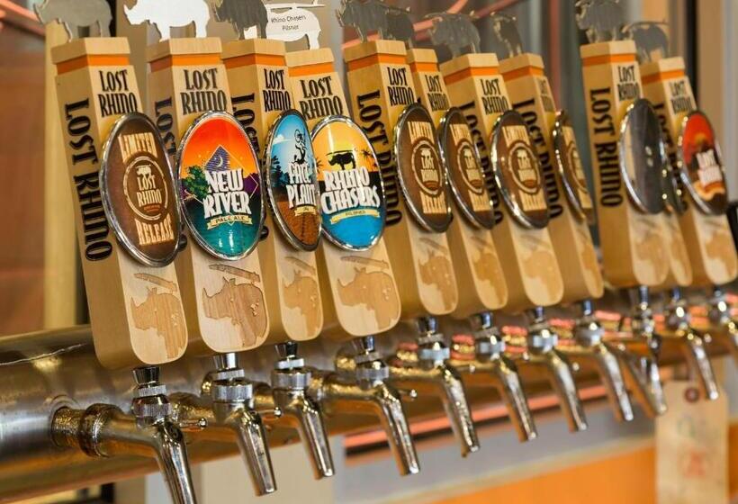 Отель Holiday Inn Washington Dulles International Airport, An Ihg