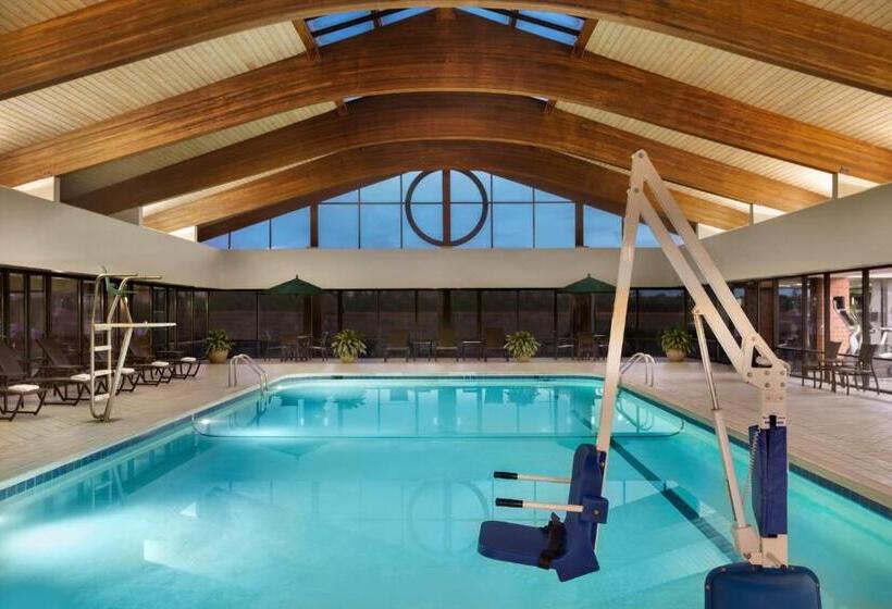 Отель Holiday Inn Washington Dulles International Airport, An Ihg