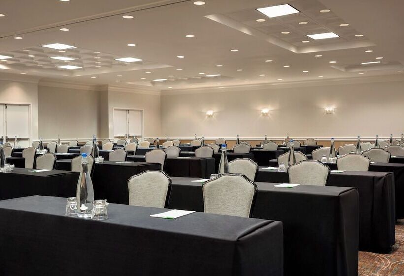 Отель Holiday Inn Washington Dulles International Airport, An Ihg