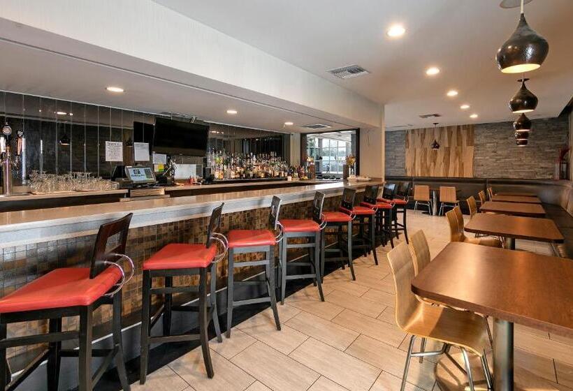 ホテル Holiday Inn West Covina, An Ihg