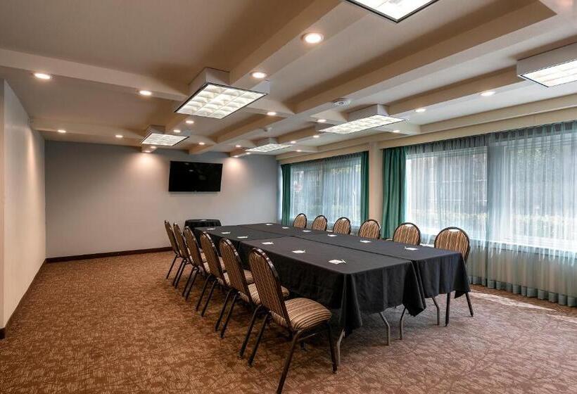 ホテル Holiday Inn West Covina, An Ihg