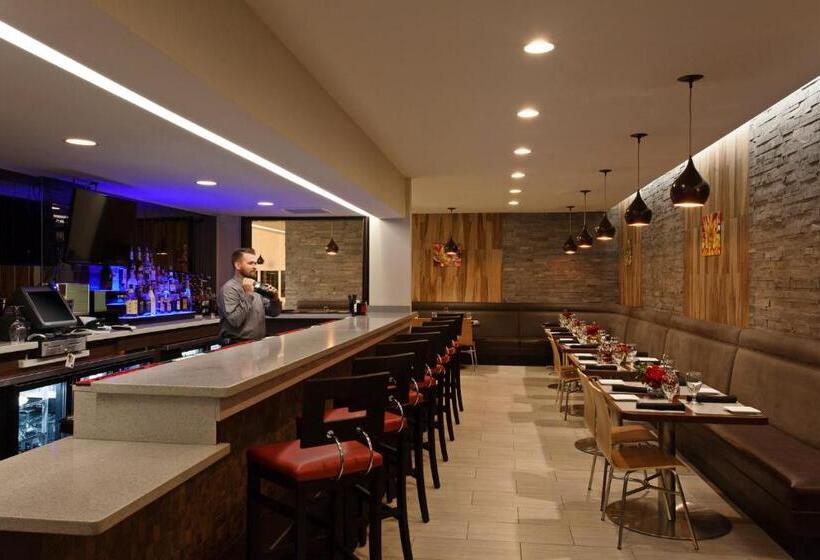 ホテル Holiday Inn West Covina, An Ihg