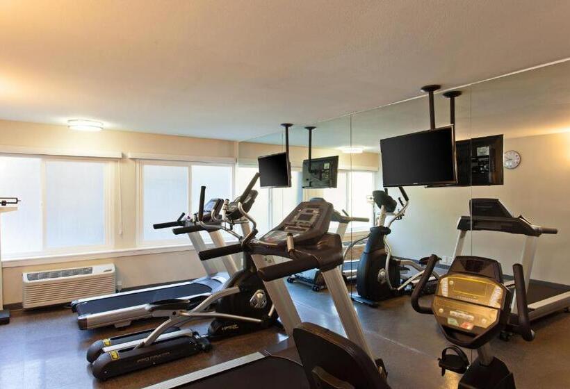 ホテル Holiday Inn West Covina, An Ihg