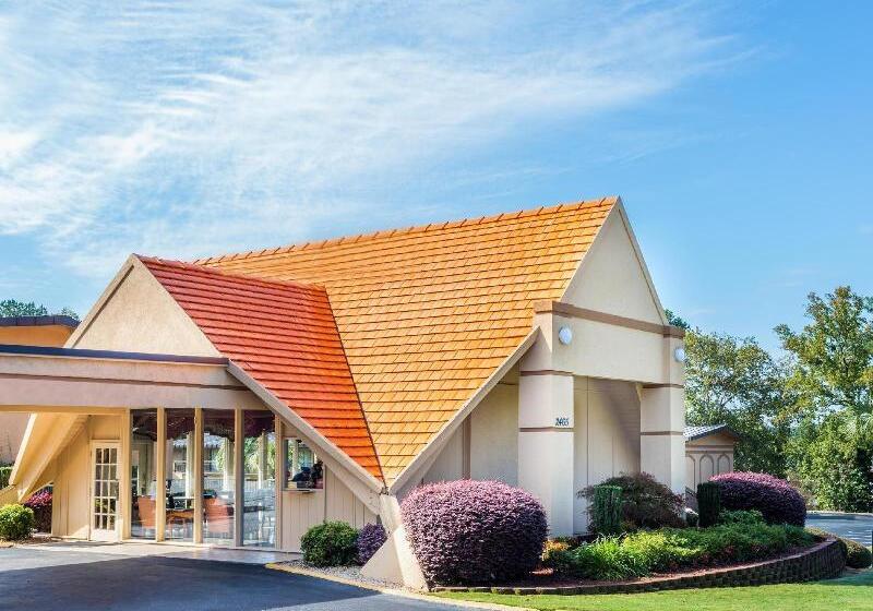 호텔 Howard Johnson By Wyndham Athens